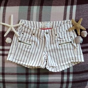 H&M LOGG White Striped Shorts 4